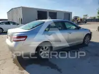 2011 Toyota CAMRY фото