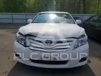 2011 Toyota CAMRY фото