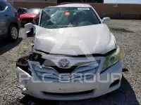 2011 Toyota CAMRY фото
