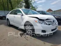 2011 Toyota CAMRY фото