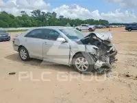 2011 Toyota CAMRY фото