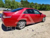 2011 Toyota CAMRY фото
