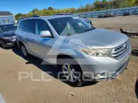 2011 Toyota Highlander photo