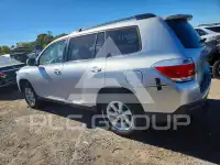 2011 Toyota Highlander photo