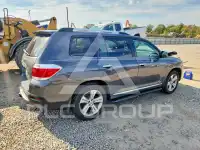 2011 Toyota Highlander photo