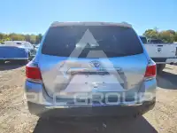 2011 Toyota Highlander photo