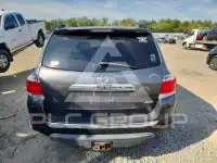 2011 Toyota Highlander photo