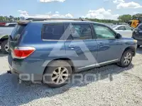 2011 Toyota Highlander фото
