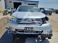 2011 Toyota Highlander фото