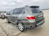 2011 Toyota Highlander photo