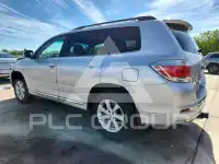 2011 Toyota Highlander photo