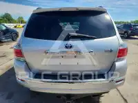 2011 Toyota Highlander photo