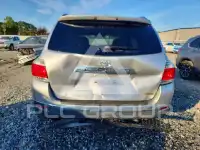 2011 Toyota Highlander photo