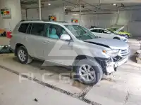 2011 Toyota Highlander фото