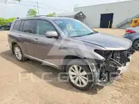 2011 Toyota Highlander photo