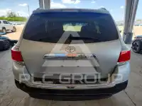 2011 Toyota Highlander photo