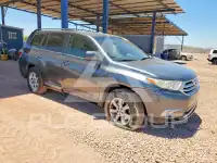 2011 Toyota Highlander photo
