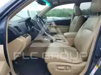 2011 Toyota Highlander photo