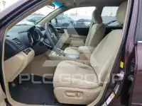 2011 Toyota Highlander photo