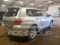 2011 Toyota Highlander фото