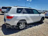 2011 Toyota Highlander photo
