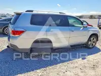 2011 Toyota Highlander фото