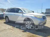 2011 Toyota Highlander photo