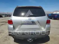 2011 Toyota Highlander photo