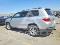2011 Toyota Highlander photo