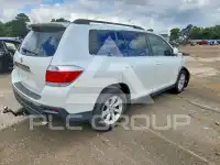 2011 Toyota Highlander фото