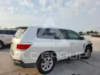2011 Toyota Highlander photo
