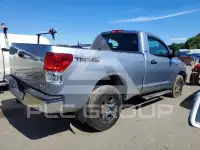2011 Toyota TUNDRA фото