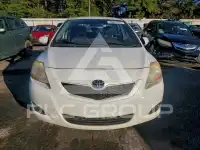 2011 Toyota YARIS фото