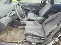 2011 Toyota YARIS фото