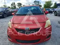 2011 Toyota YARIS фото
