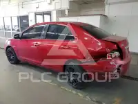 2011 Toyota YARIS фото
