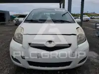 2011 Toyota YARIS фото