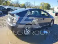 2011 Toyota PRIUS фото