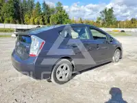 2011 Toyota PRIUS фото