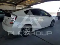 2011 Toyota PRIUS фото