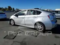 2011 Toyota PRIUS фото