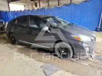 2011 Toyota PRIUS photo