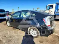 2011 Toyota PRIUS фото