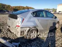 2011 Toyota PRIUS фото