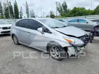 2011 Toyota PRIUS фото