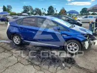 2011 Toyota PRIUS фото
