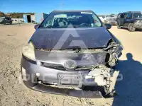 2011 Toyota PRIUS фото