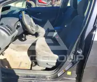 2011 Toyota PRIUS фото