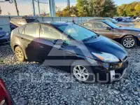 2011 Toyota PRIUS фото
