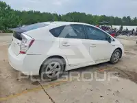 2011 Toyota PRIUS фото